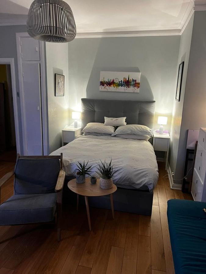 Chic 1 Bed Flat In Popular Bloomsbury